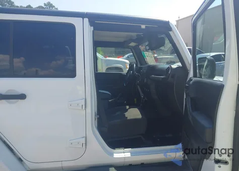 2018 Jeep Wrangler Jk Unlimited Sahara 4X4 from USA, damaged, VIN 1C4HJWEG9JL918449